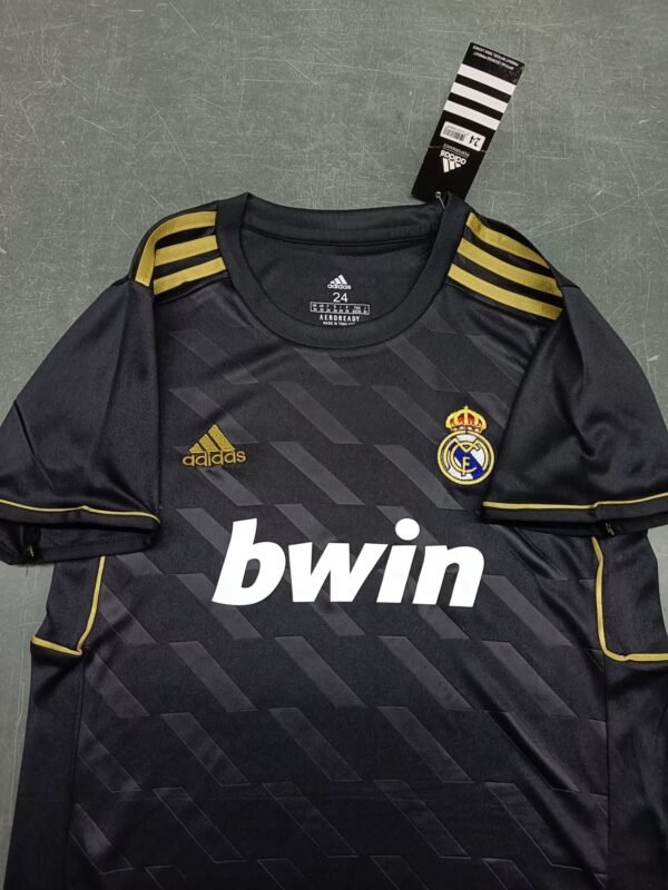 Real Madrid Away Retro Kids Kit Football Jersey