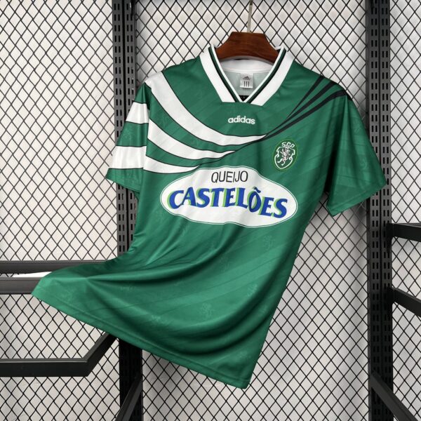 Sporting Lisbon Away Retro Kit Vintage Football T-Shirt