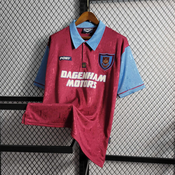 West Ham home