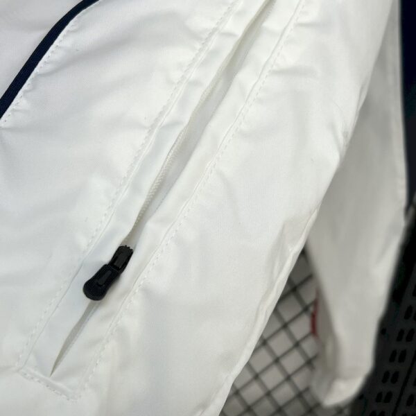 2024 England Classic Style White Windbreaker Jacket