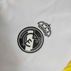 Real Madrid White Windbreaker New Jackets Soccer Jerseys