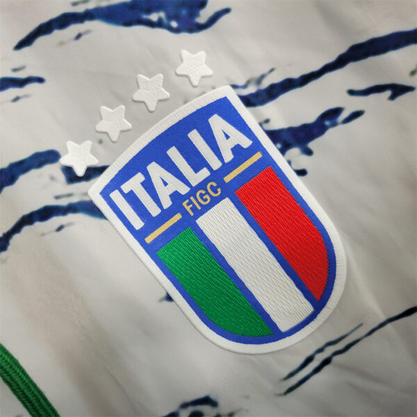 Windbreaker Italy