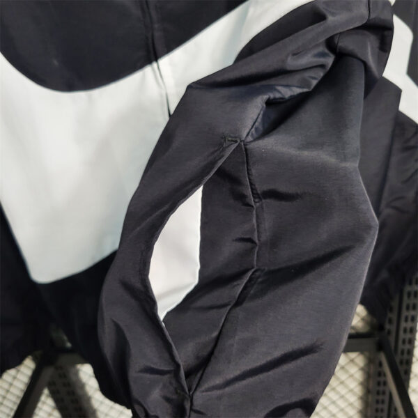 Windbreaker Nike