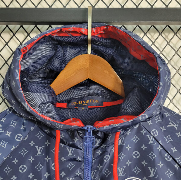Windbreaker PSG Co branded LV
