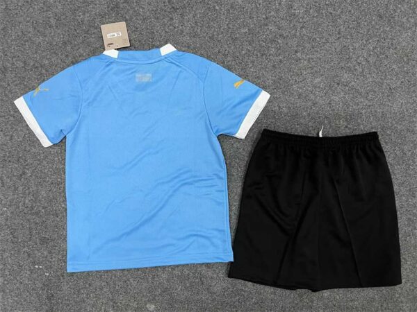 2022 Uruguay home kids kit