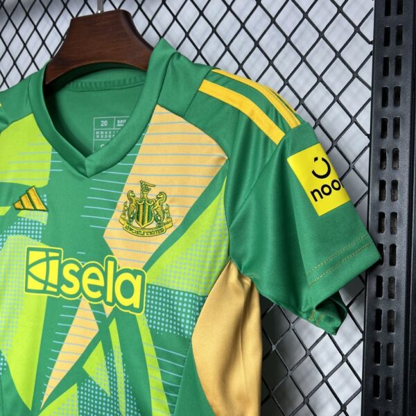 Newcastle United 2024-25 Goalkeeper Kids Kit