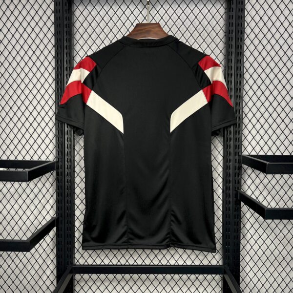 Manchester United 2024-25 Originals Tee Black Jersey