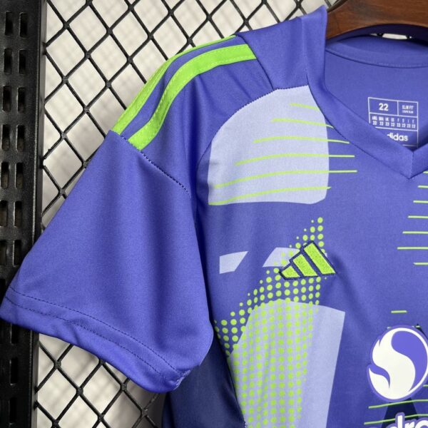 Manchester United 2024-25 Goalkeeper Kids Kit