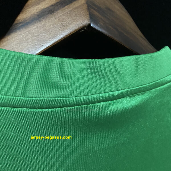 Retro 1982 Arsenal away Green