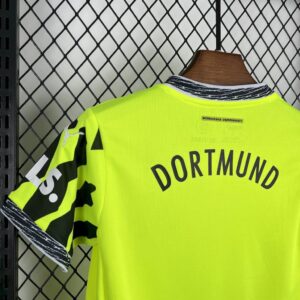 Borussia Dortmund 2025-26 Special Kids Kit