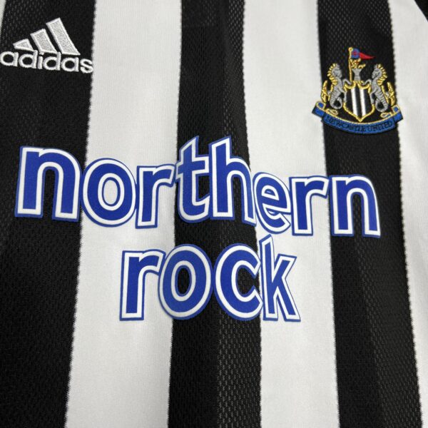 Newcastle United 2003-05 Home Long Sleeves Retro Jersey