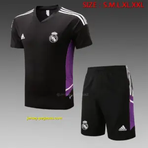 Short-sleeved 2223 Real Madrid black (with cropped pants)