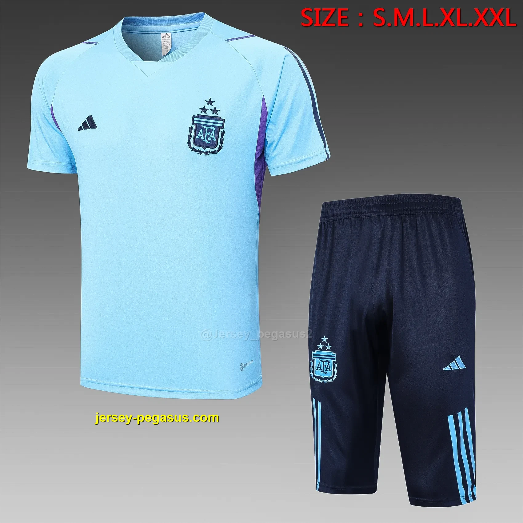 Short-sleeved 2324 Argentina light blue (with cropped pants) Short-sleeved 2324 Argentina light blue (with cropped pants)