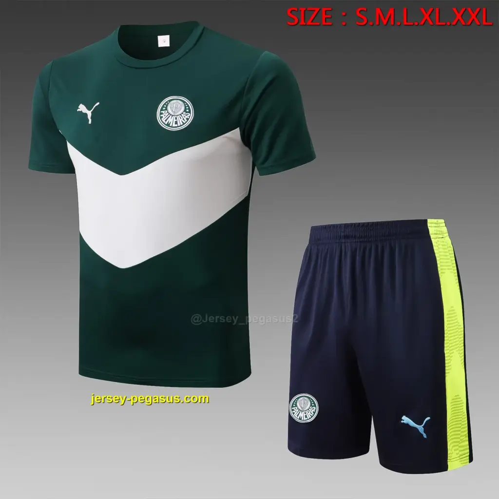 short-sleeved 2223 Palmeiras dark green (with cropped pants)