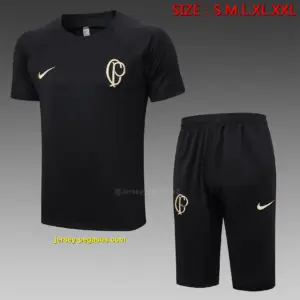 short-sleeved 2324 Corinthians black (with cropped pants)