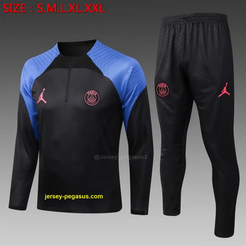2223 Half Pull Jordan Paris Black
