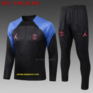 2223 Half Pull Jordan Paris Black