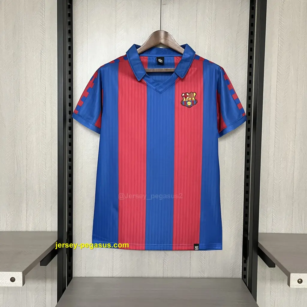 Retro Barcelona 1990-92 home jersey