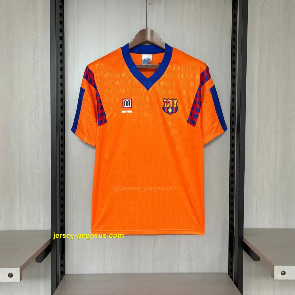 Retro Barcelona 1991-92 Away
