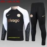 2324 half pull Chelsea black