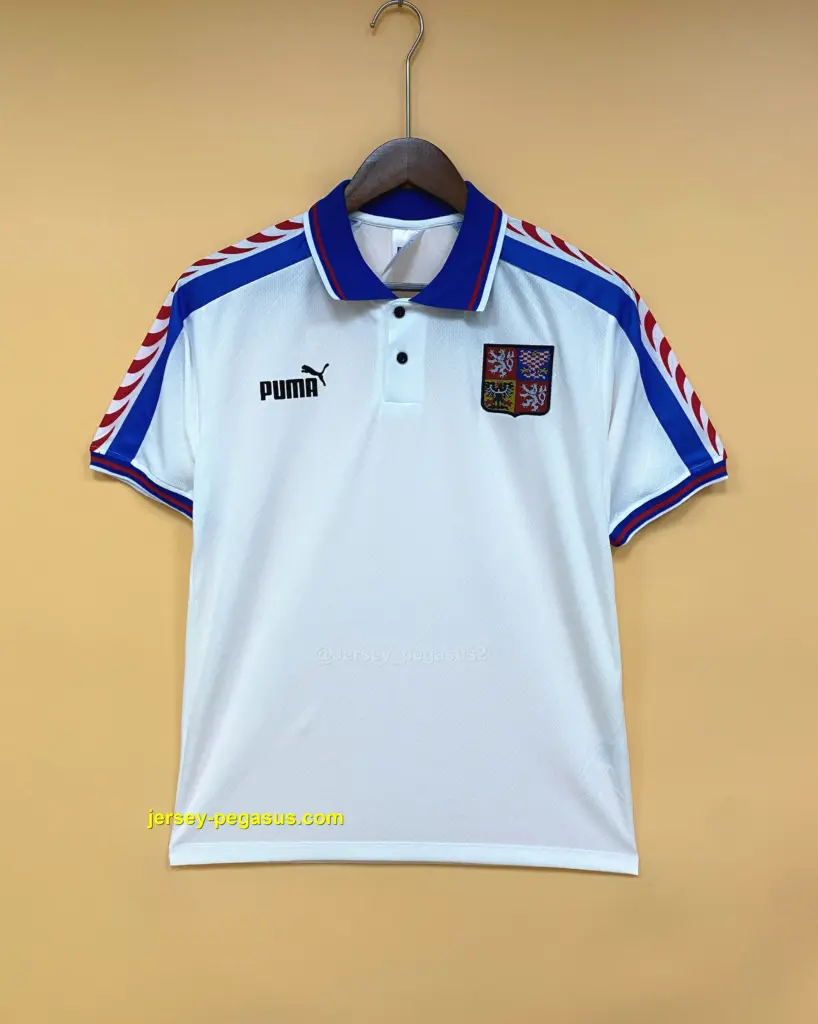 Retro Czech 1996 Away