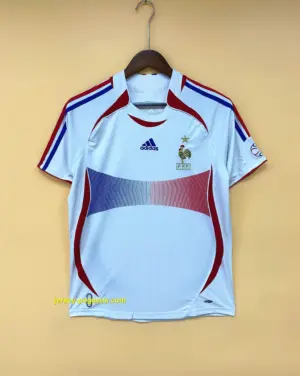 Retro France 2006 away