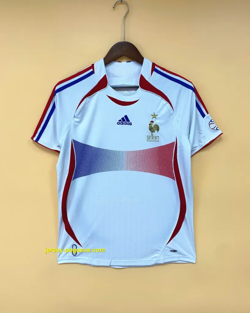 Retro France 2006 away