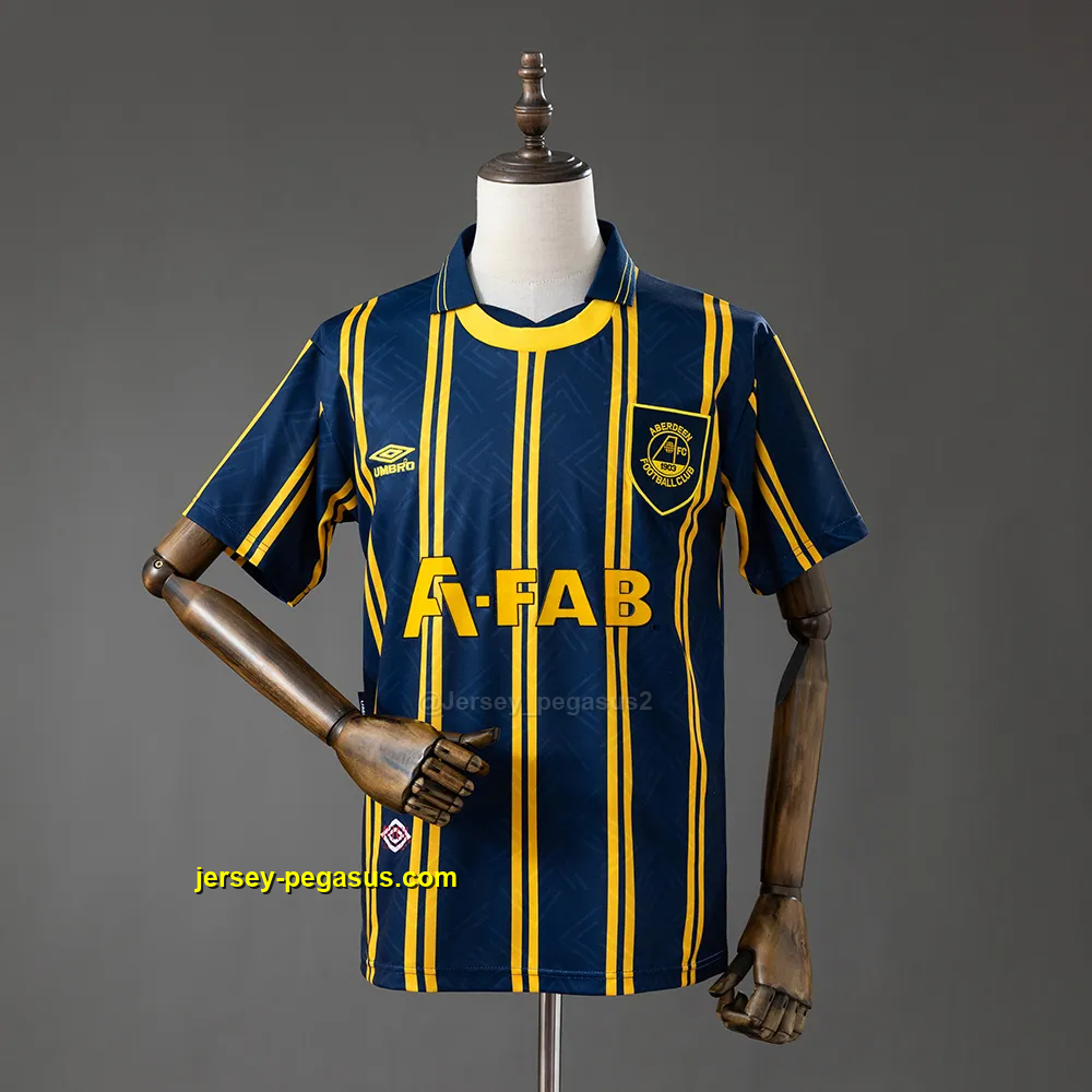 Aberdeen Away Retro Jersey Aberdeen Away Retro Jersey