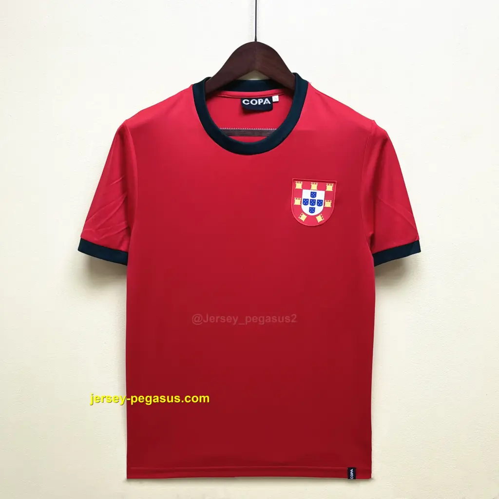 Retro Portugal 1966-69 Home