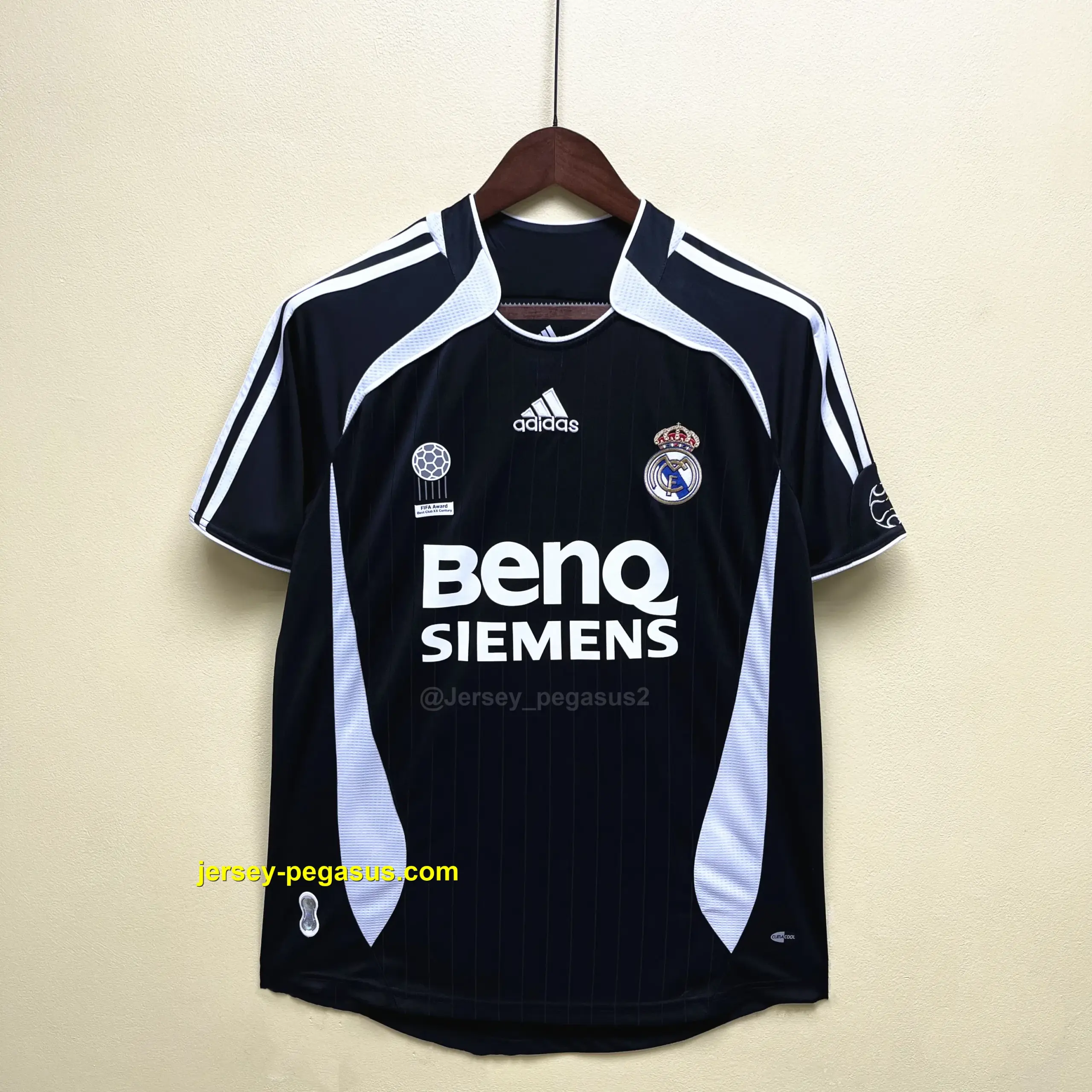 Retro Real Madrid II Away Retro Real Madrid II Away