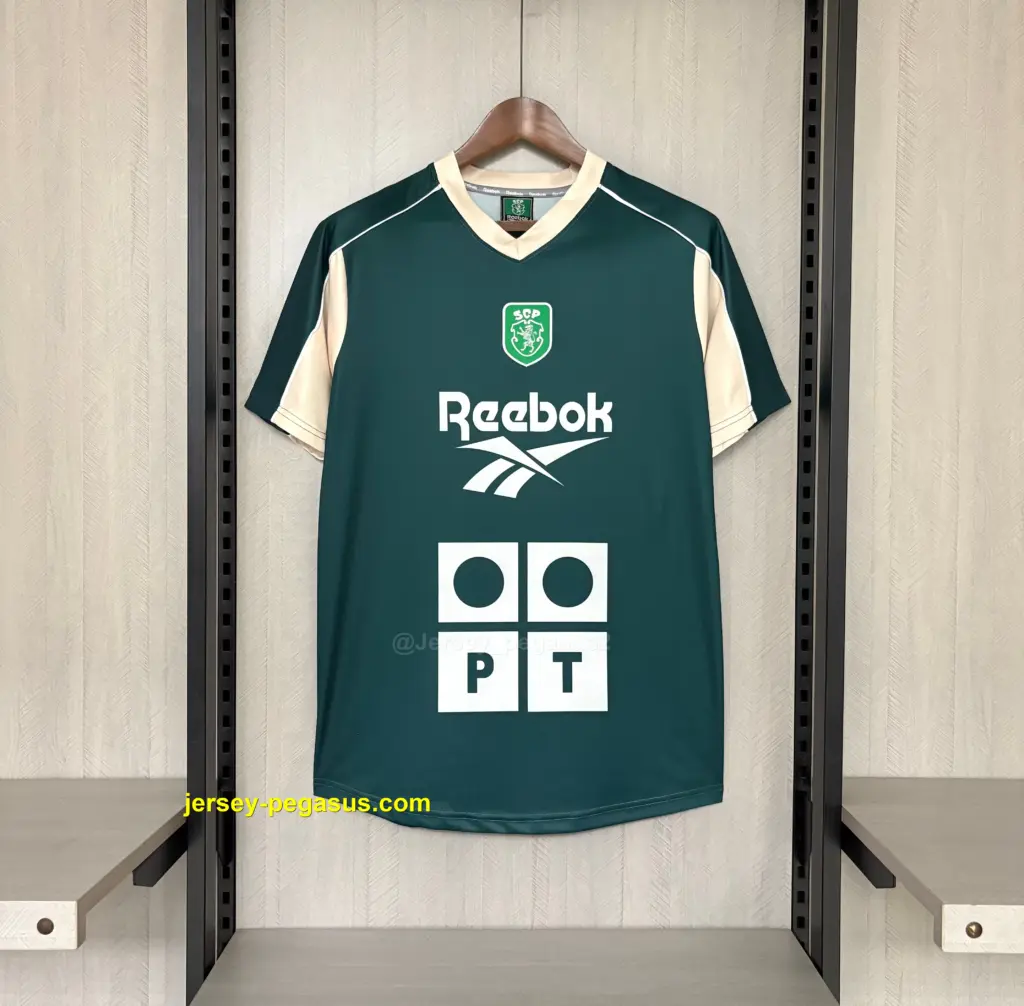 Retro Sporting Lisbon 2000-01 Training Jersey