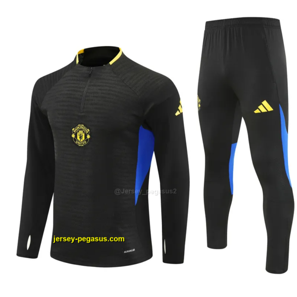 Manchester United Adult Tracksuits (Player Version) - Style 01