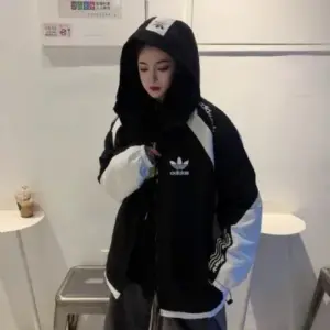 123080