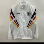 2425 German white 585
