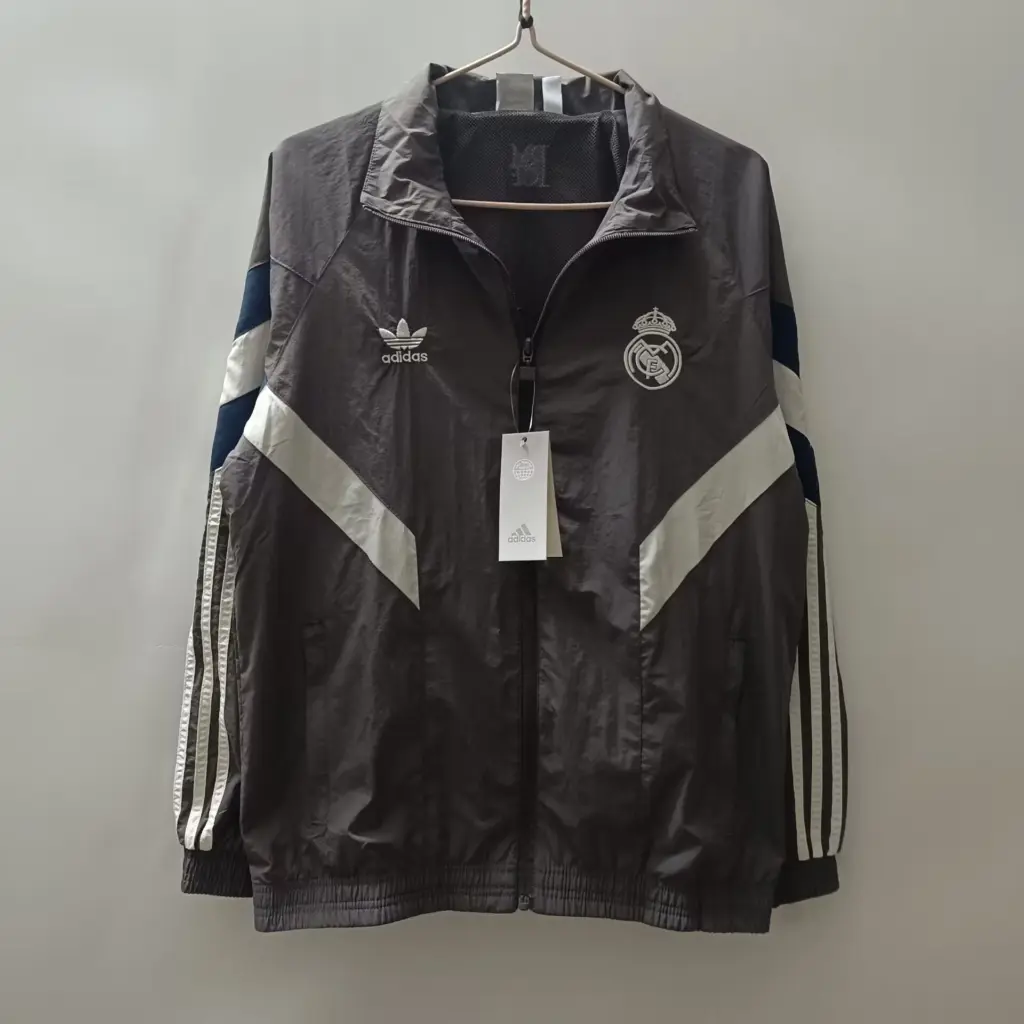 2425 Real Madrid gray embroidered version windproof and waterproof 0085