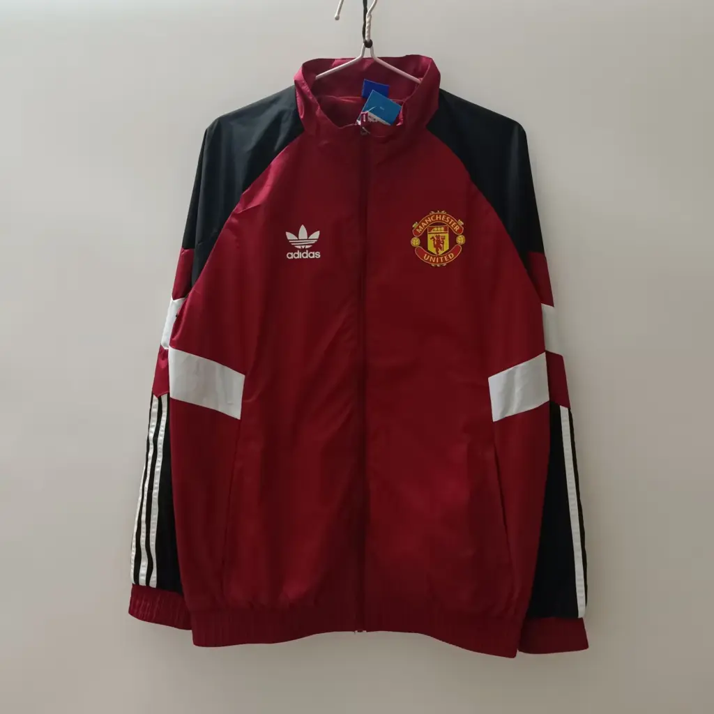 25 new style Manchester United red windbreaker