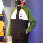 488970