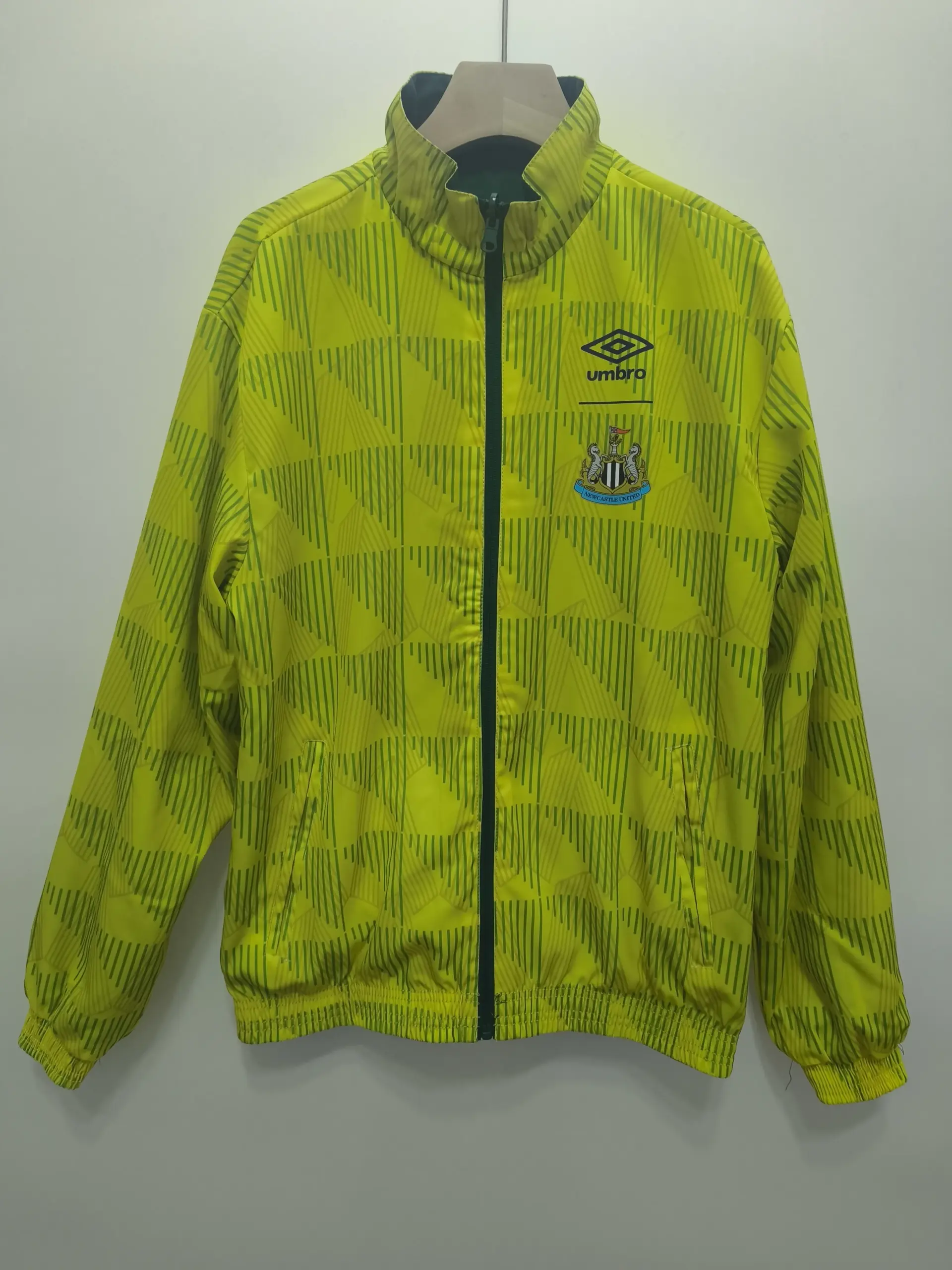 91 Newcastle away double-sided silicone windbreaker 91 Newcastle away double-sided silicone windbreaker