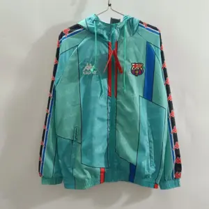 Barcelona retro windbreaker 0485