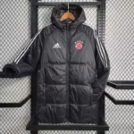 Bayern black cotton coat