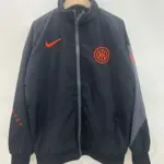 Inter black single-sided embroidered windbreaker