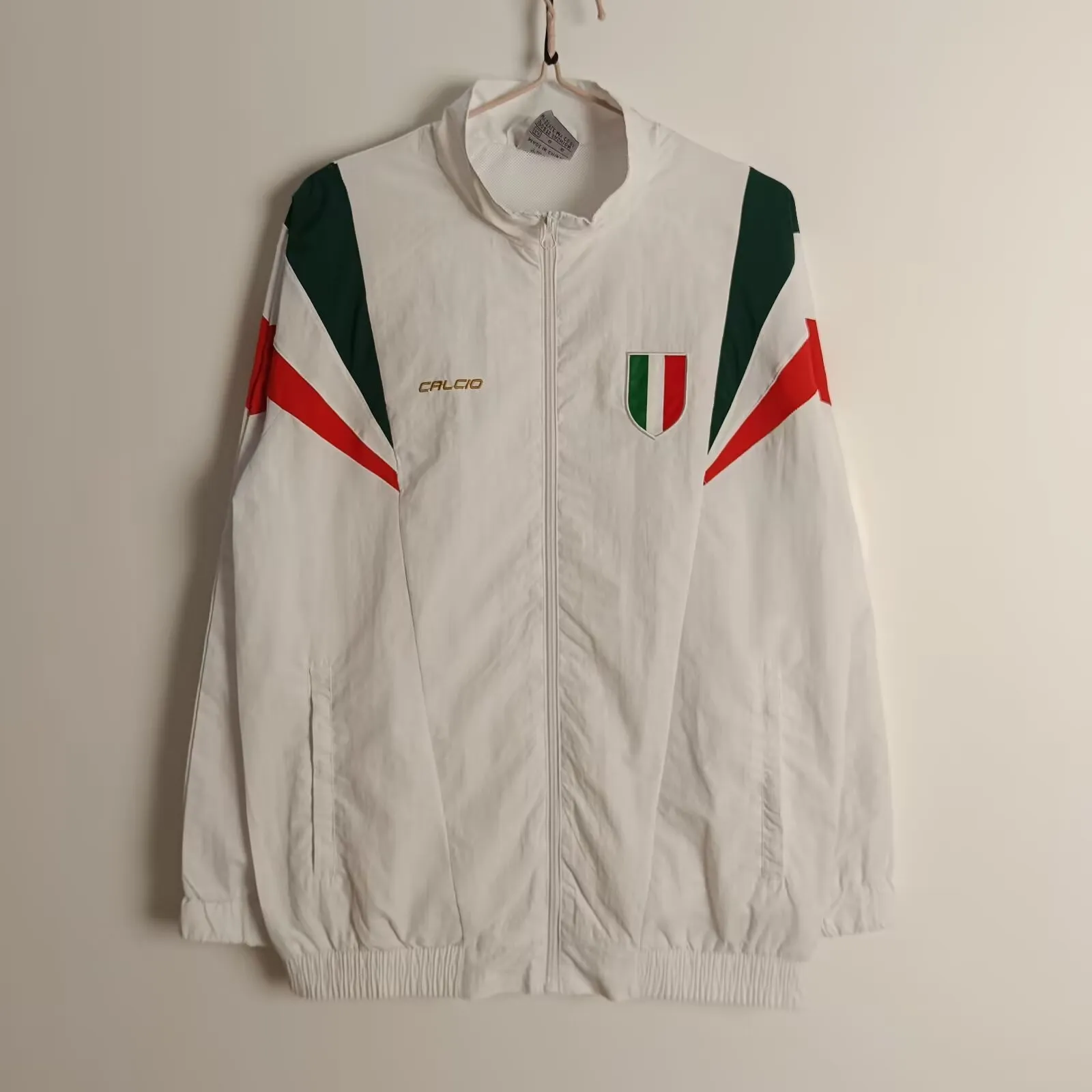 Italian vintage white 57575 Italian vintage white 57575