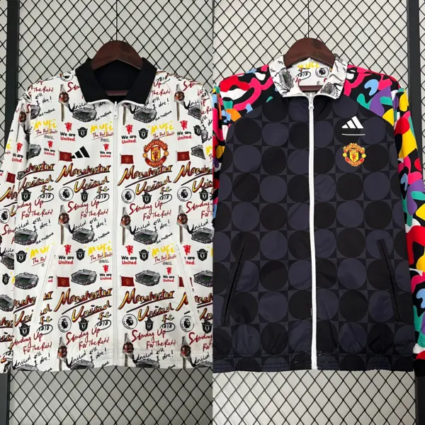 Manchester United graffiti reversible trench coat Manchester United graffiti reversible trench coat