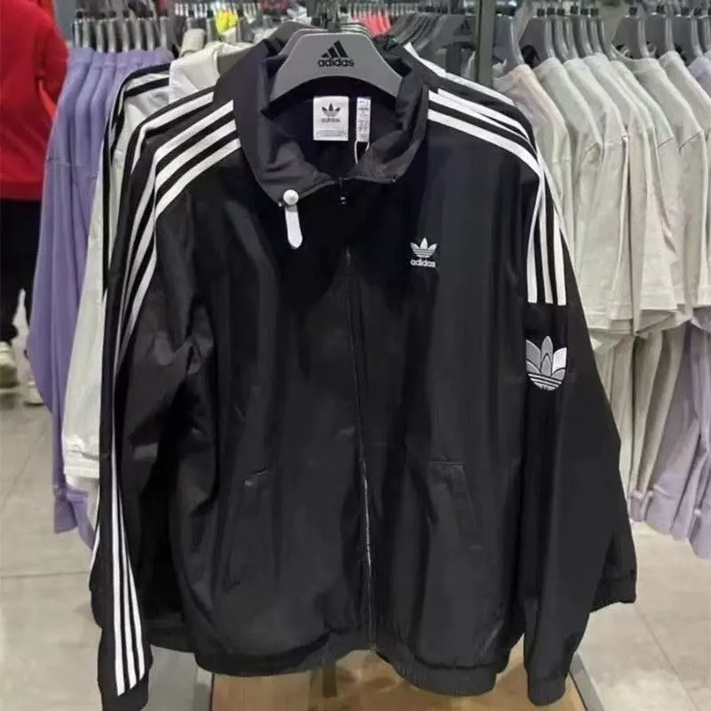 New Adidas windbreaker 271670 New Adidas windbreaker 271670