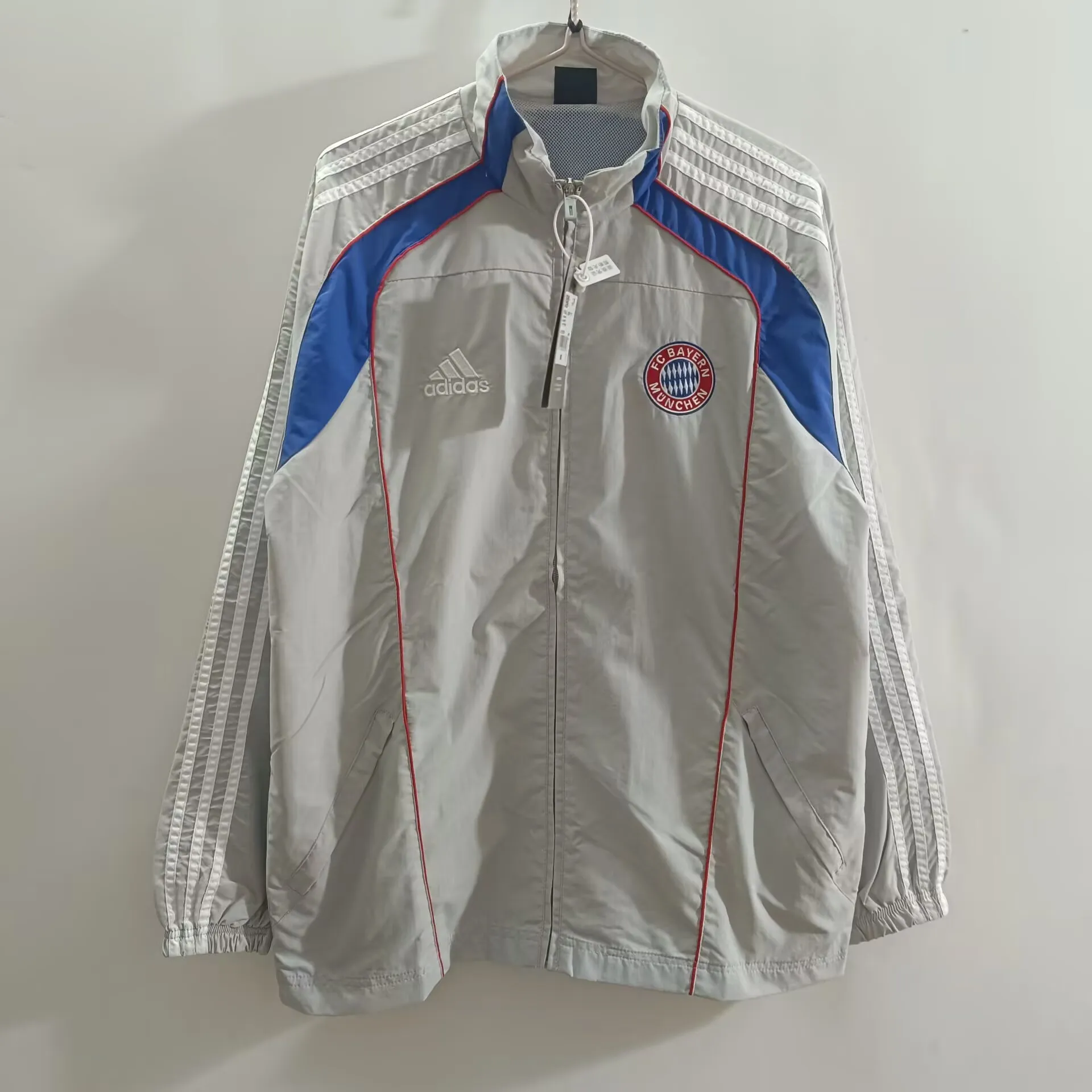 New Bayern windbreaker embroidery 0085 New Bayern windbreaker embroidery 0085