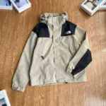 New North Face Windbreaker 070