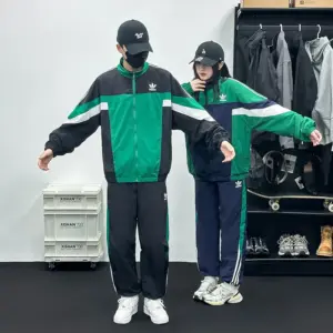 New clover couple windbreaker 379990