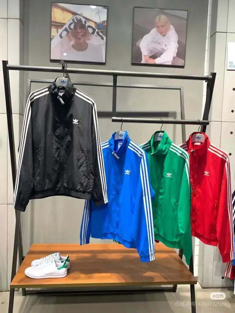 New clover windbreaker 75875
