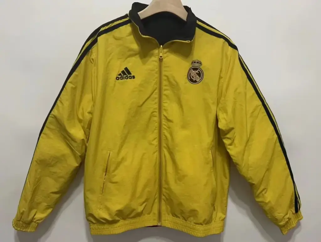Real Madrid yellow double-sided silicone windbreaker