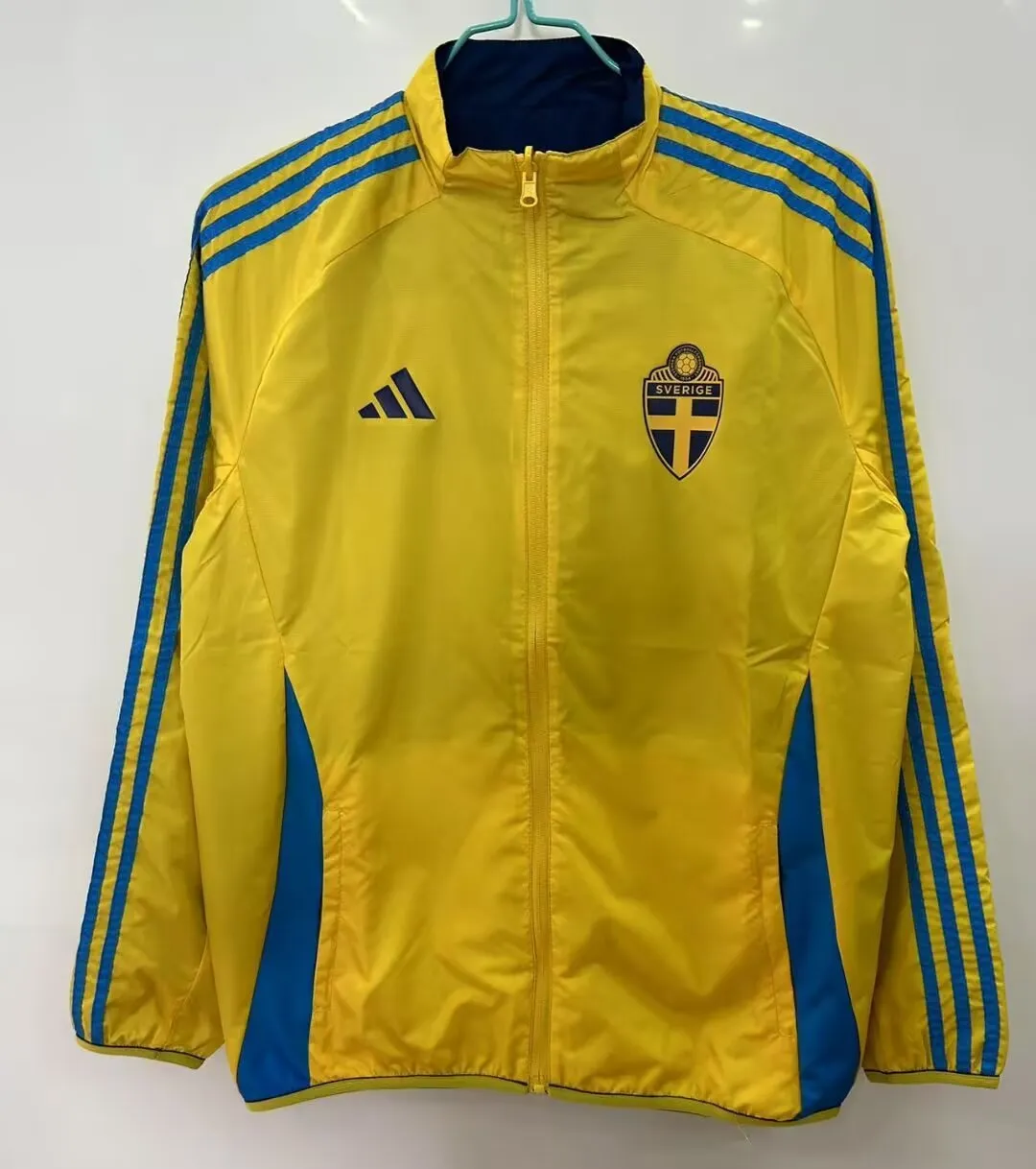 Swedish yellow plaid double-sided silicone windbreaker Swedish yellow plaid double-sided silicone windbreaker